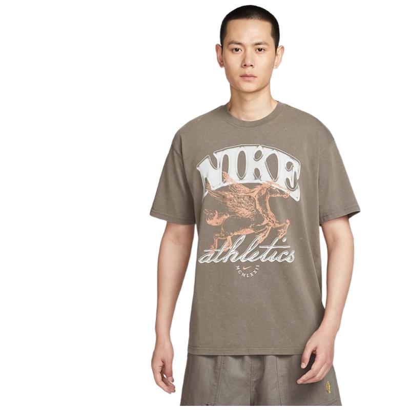 Nike Men s Sportswear Short Sleeve Knit Top L