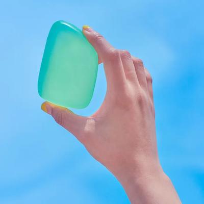 Seeglasseife, die dem Meer ähnelt_Grüne Brise