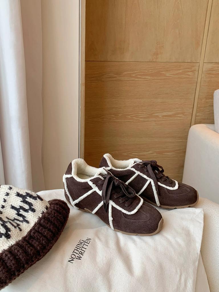 Cowhide version increases height in winter, retro hair beard edge casual hair shoes board shoes women's shoes
