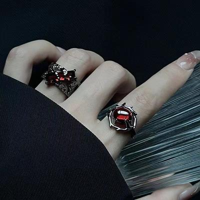 Black Gothic Irregular Thorns Ruby Rings Retro Hip-Hop Personality Adjustable Finger Ring for Men Women Jewelry Gifts