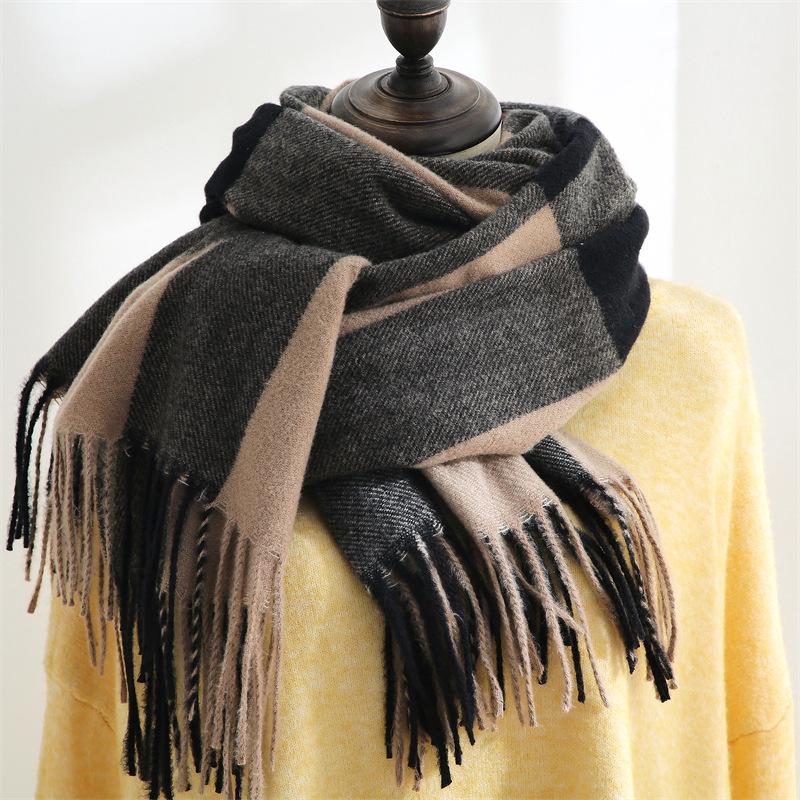 Women's Fashionable Plaid Scarf - 2025 Korean Style Warm Faux Cashmere Autumn/Winter Shawl
