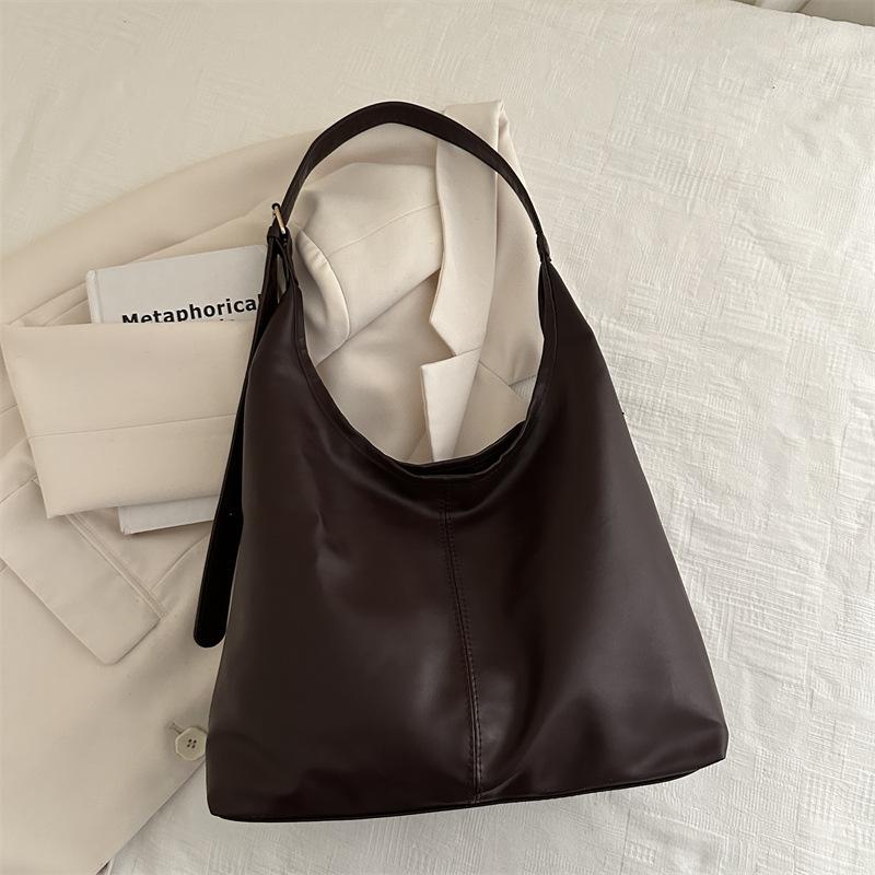 Light Luxury Lazy Style Underarm Tote Bag Winter New Niche Design Shoulder Bag Simple Casual Commuter Bag