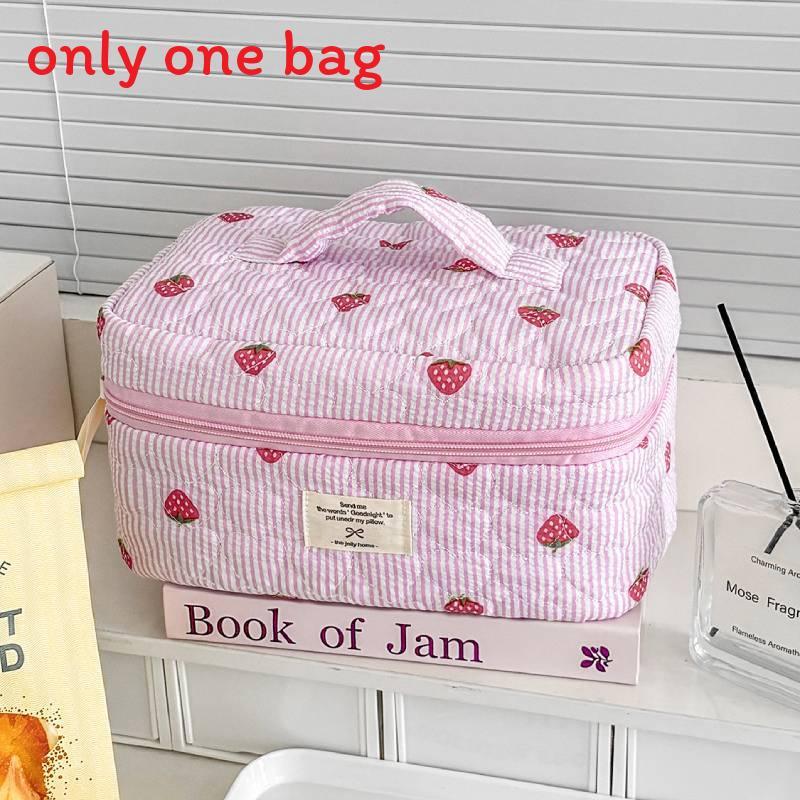 Cosmetic Bag With Strawberry Stripes And Quilted Polyester For Daily Use
