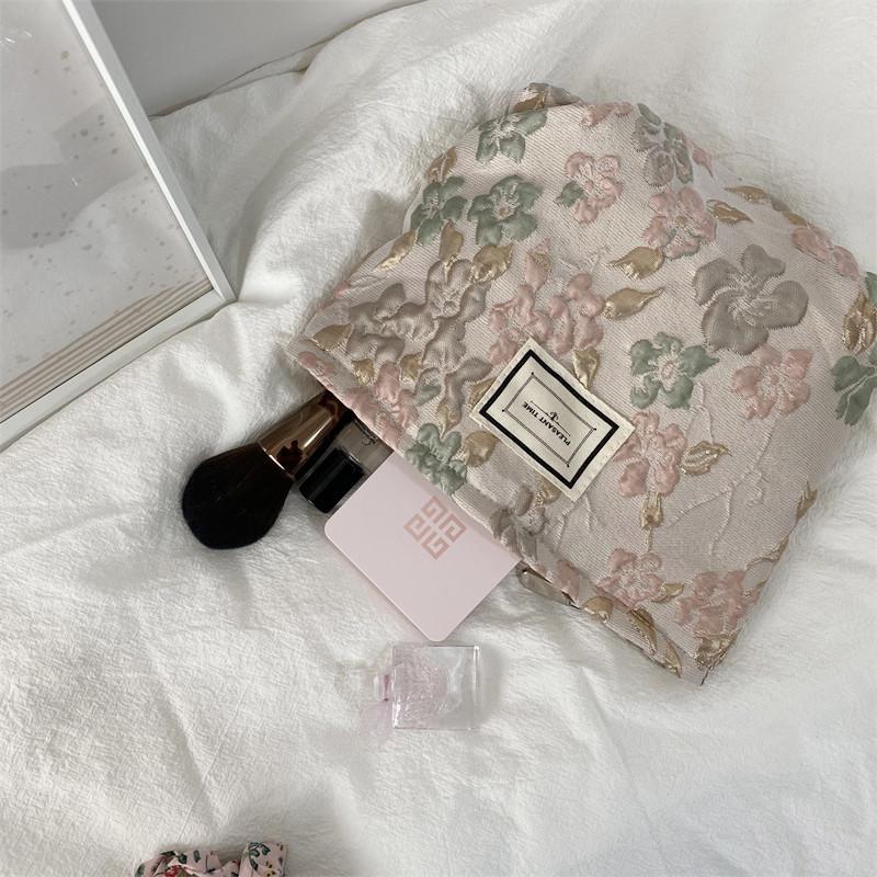 French Embossed Flower Makeup Bag - Large Capacity & Portable Handbag for Casual Use