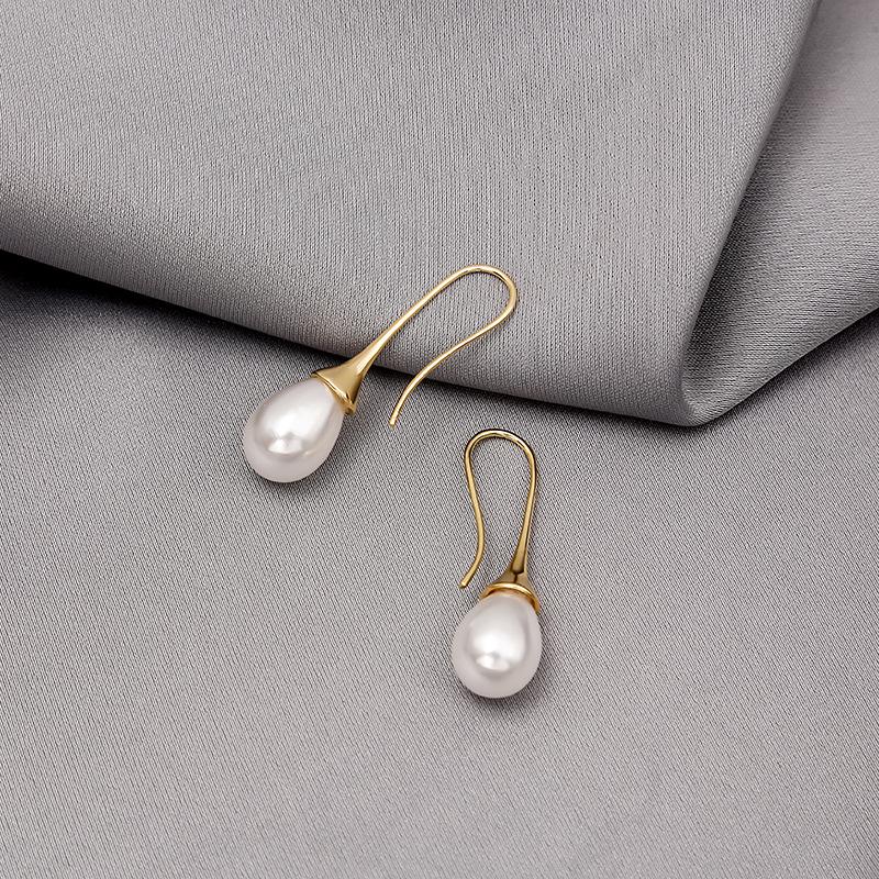 Women's Classic Teardrop Dangle Pearl Earrings - Retro Korean Style Jewelry