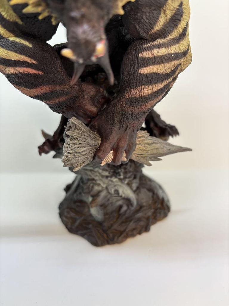 [USED] Capcom Figure Builder Creator's Model Golden Lion Monster Hunter Figure