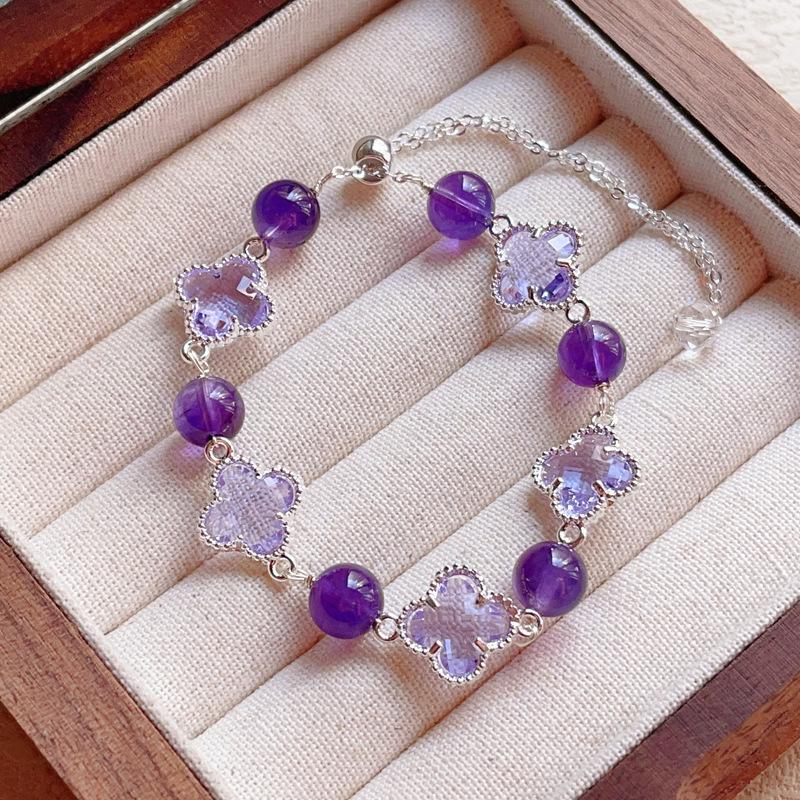 Green Rutilated Quartz & Obsidian Four-Leaf Clover Bracelet - Dreamy Wonderland Design for Women, Unique Gift.