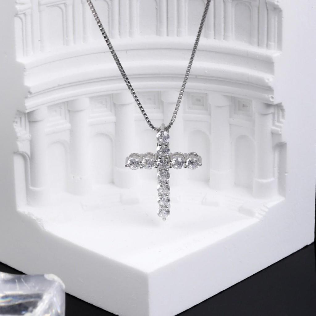 Collana da Donna in Argento Sterling S925 a Forma di Croce con Diamante e Zirconia - Trendy, Brillante, Catena per Clavicola Impilabile.