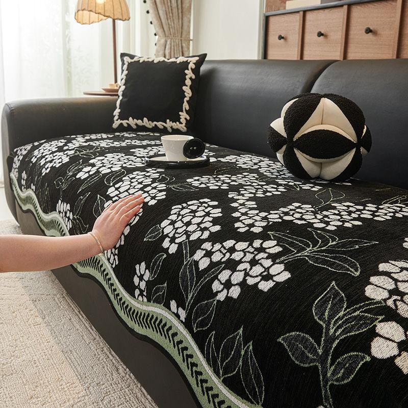 1pc Floral Pattern Sofa Cushion, Modern Style, Snow Velvet, Irregular Shape, Cat Scratch Resistant, Suitable for Daily Use In The Living Room