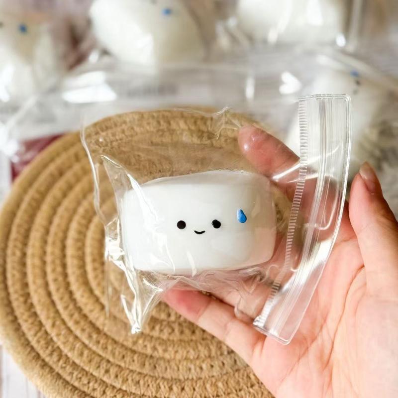 Steamed Bun Shape Toy 2/3/4Pcs Cartoon Expression Bun Squeeze Toy Set Speechless Steamed Bun Fidget Stress Relief Pinch Hand 2PC белый