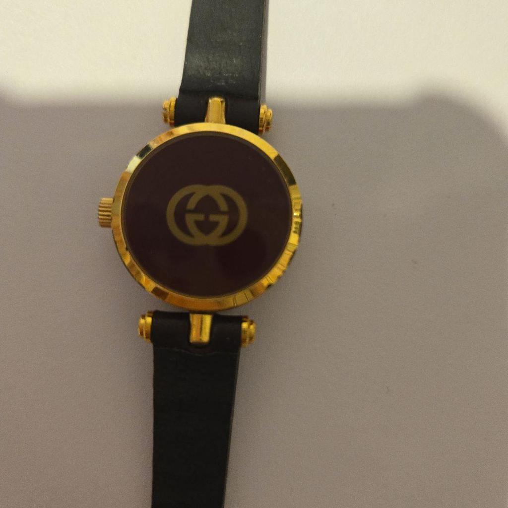 Used GUCCI ladies watch gold black