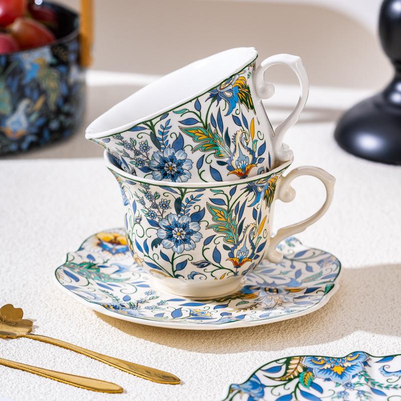 Elegant Court Style Exquisite Premium Vintage Hot Coffee Cup And Saucer Gift Box Latte Latte Cup Ceramic Souvenir