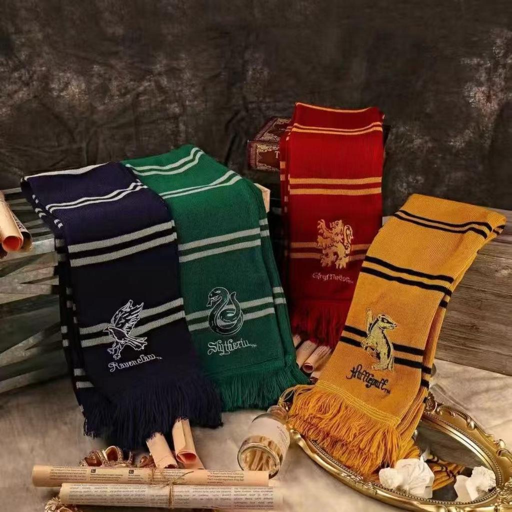 Harry Potter Thickened Gryffindor & Slytherin Cashmere Snood: Comfortable and Versatile