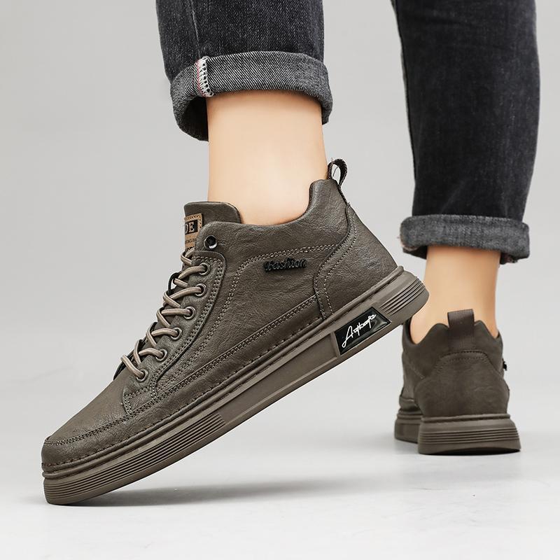 Men's shoes medium and high top British style leather surface sports and leisure board shoes