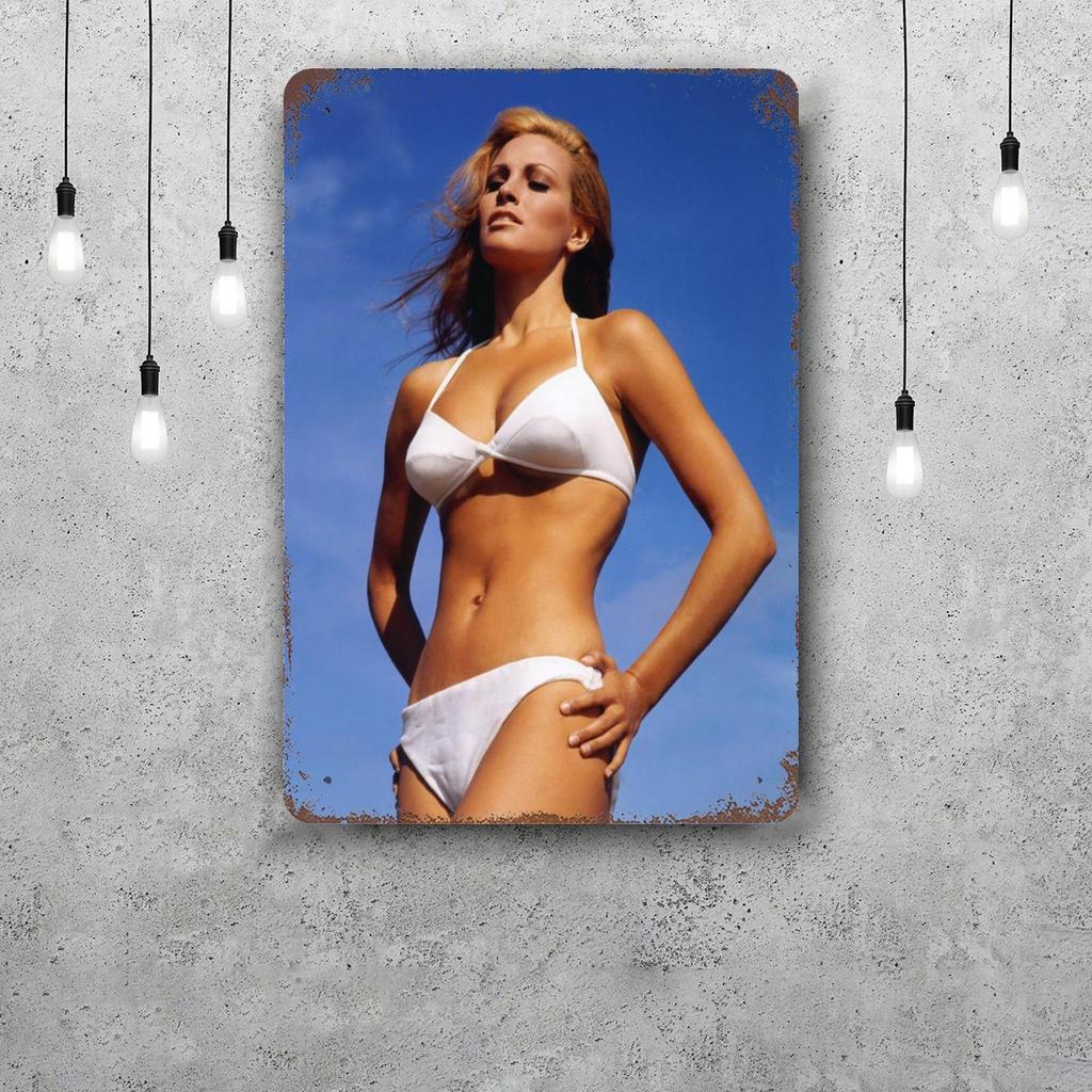 raquel welch Funny Bar Metal Sign Retro Plaque Vintage Sign Alcohol Drinker Pub Club Man Cave Kitchen Wall Decoration