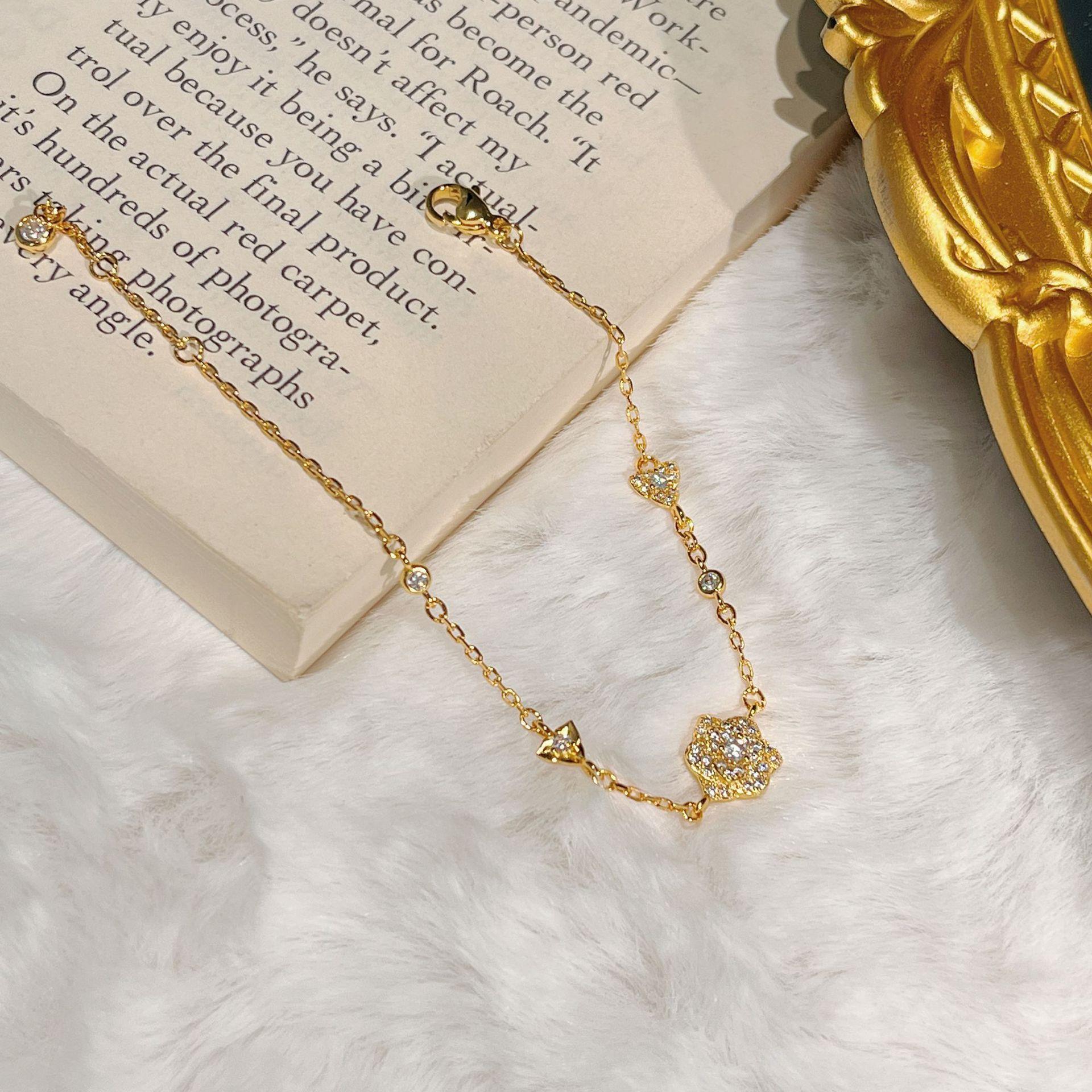 Star Full Diamond Rose Collarbone Chain Bracelet Star Same Flower Necklace Light Luxury High-End Set