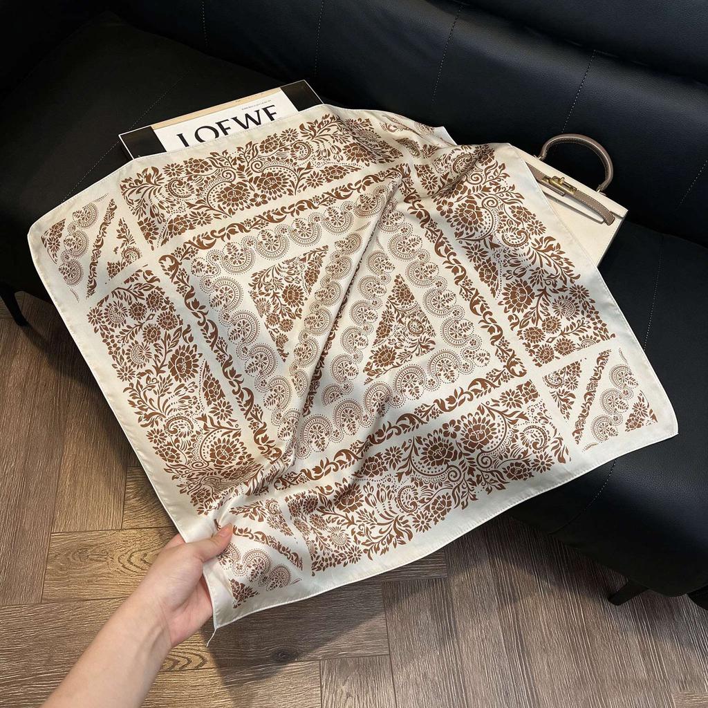 New silk satin 71 * 71 square scarf versatile foreign style simulation silk scarf middle-aged and elderly decorative scarf neck protection silk scarf