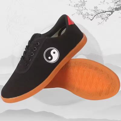Scarpe da uomo tradizionali cinesi Kung Fu Taiji Tai Chi Scarpe da ginnastica Taekwondo resistenti all'usura Wushu traspiranti Scarpe da arti marziali