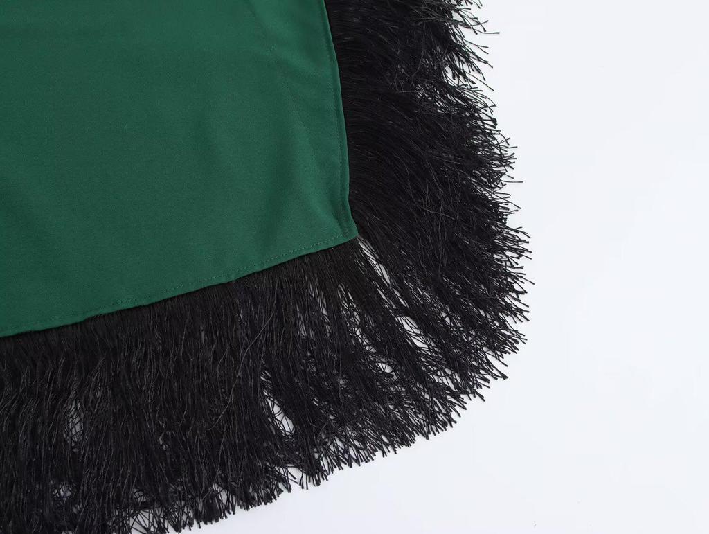 Spring 2025 Women's Fashion: Loose Batwing Sleeve Long Dress with Tassel Detail