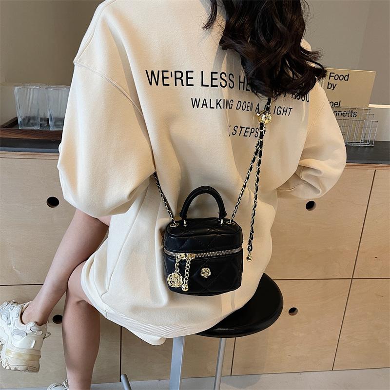 

Shoulder Bag Women s New Handbag Crossbody Small Square Bag