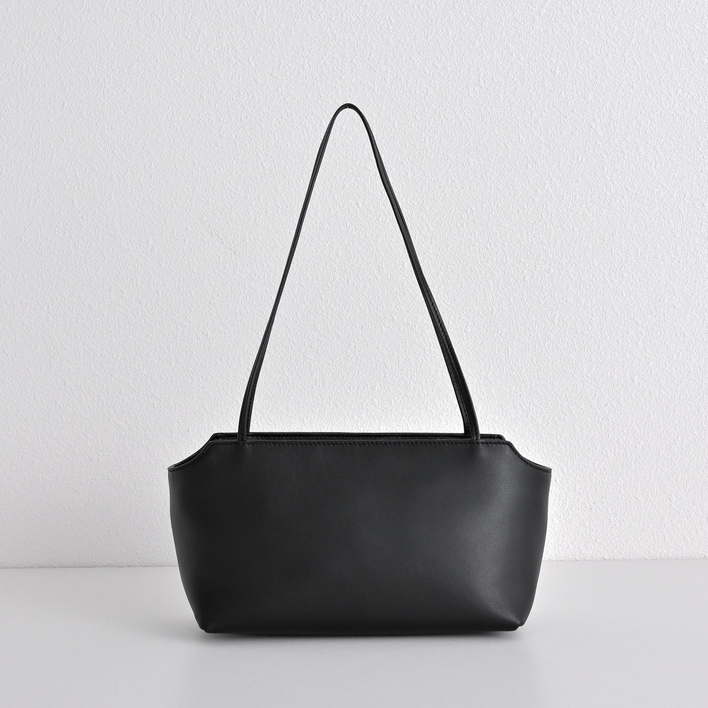 Therow Volledig Leer Terras Lange Handgreep Tote Tas Minimalistische Stijl Pendelen Handtas Enkele Schouder Onderarm Tas zwart