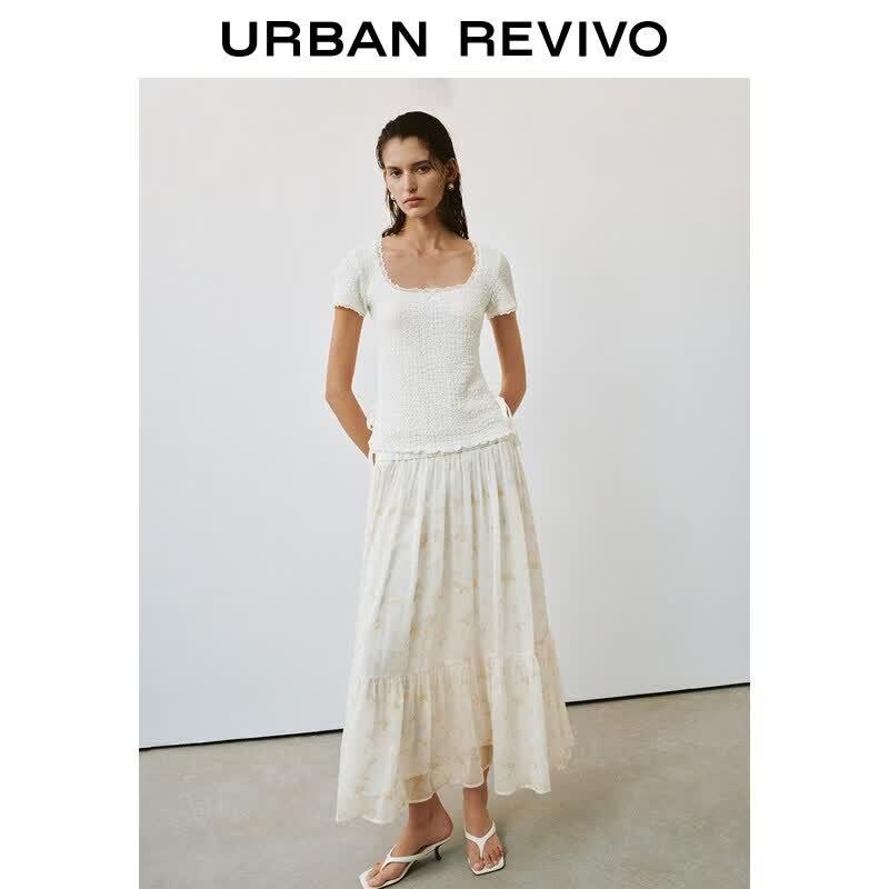 Women's Textured Lace Bow Tie T-shirt