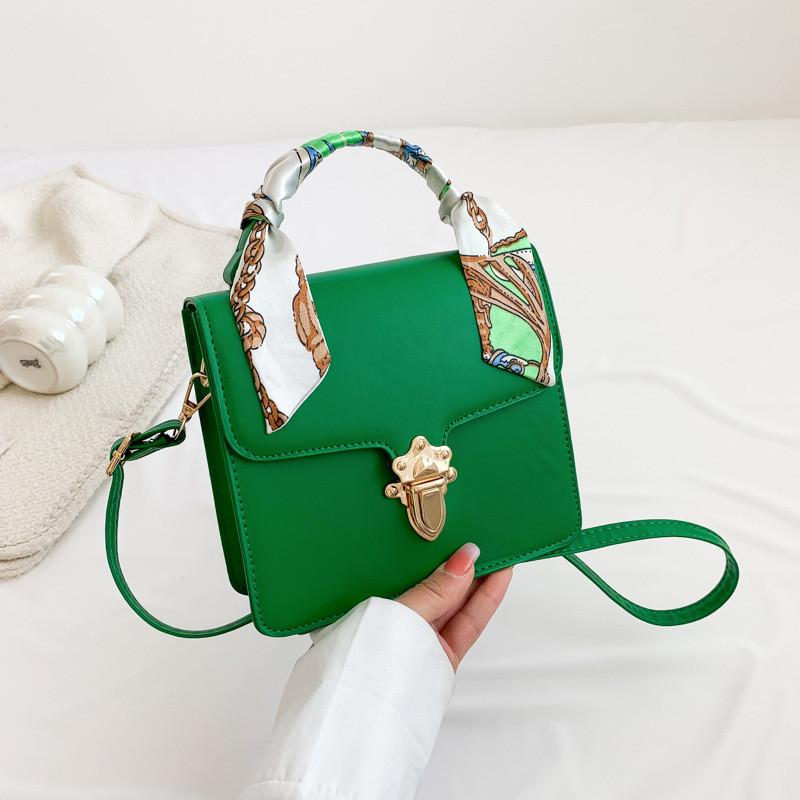 

Stylish And Versatile Small Tote Bag For Women Casual Fashion Crossbody Purse In Black And White зелений