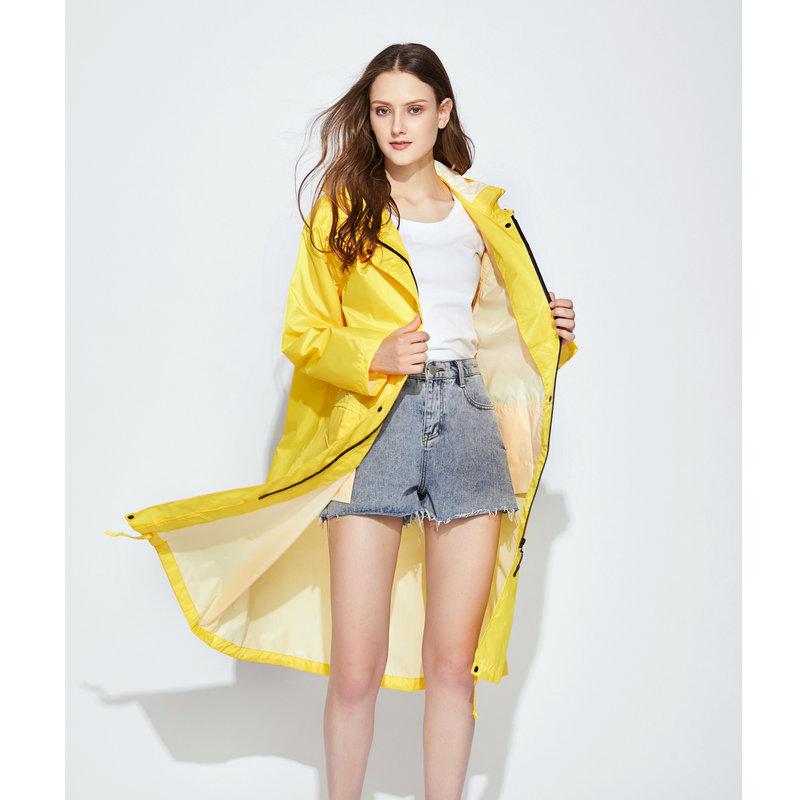 Japanese Style Lightweight Breathable Stormproof Raincoat Poncho for Export to Japan and Korea