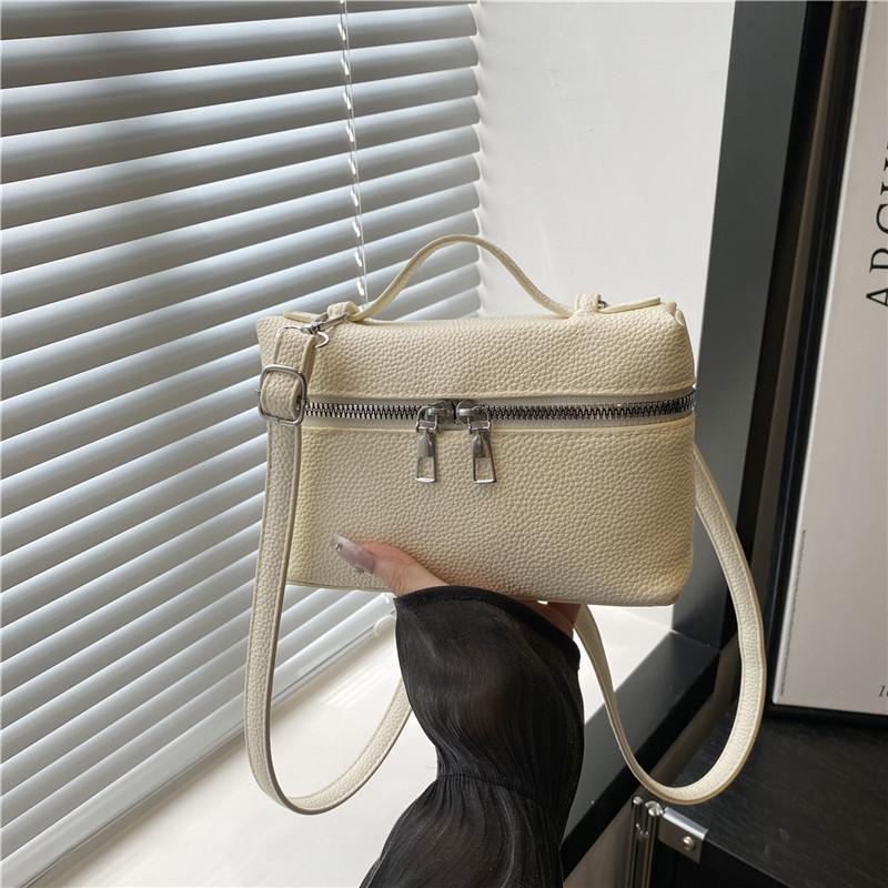 

Star light luxury shoulder crossbody lunch box bag box bucket bag fashionable versatile women s small square bag белый