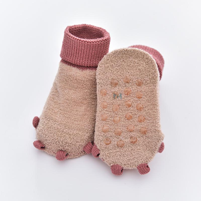 Kids' Mid-Calf Non-Slip Socks: Breathable & Creative Design for Boys and Girls