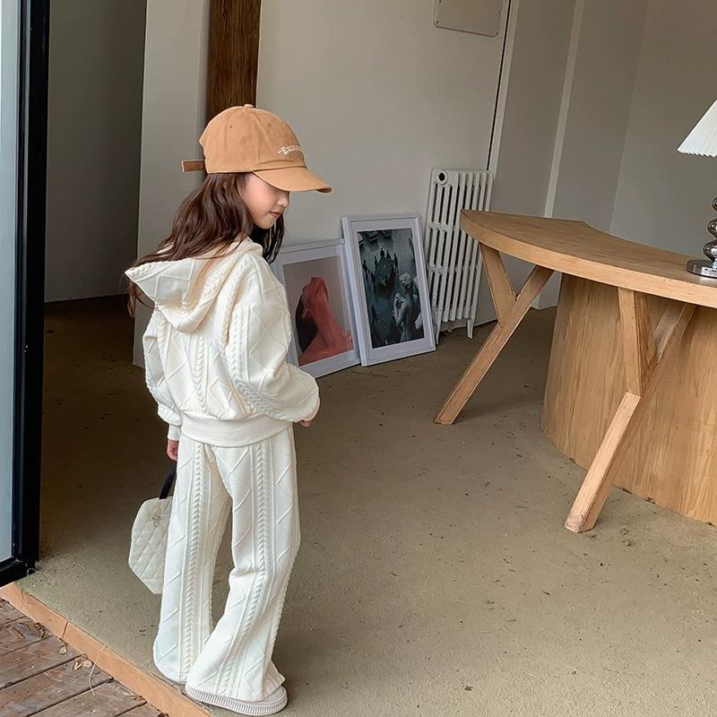 Girls' Suits, Autumn Clothes, Big Children's Short Knitted Long-sleeved Tops, Split Flared Pants, Two-piece Trend