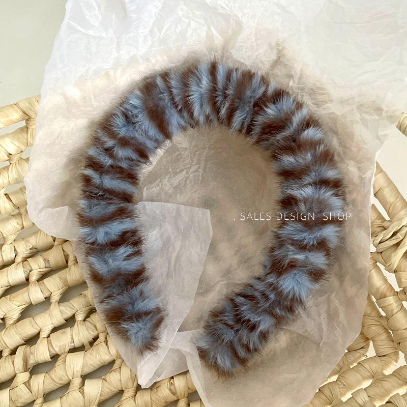 Koreanische Dongdaemun Plüsch Leopardenmuster Krallenklemme: Hochwertiges Herbst-/Winter-Haaraccessoire