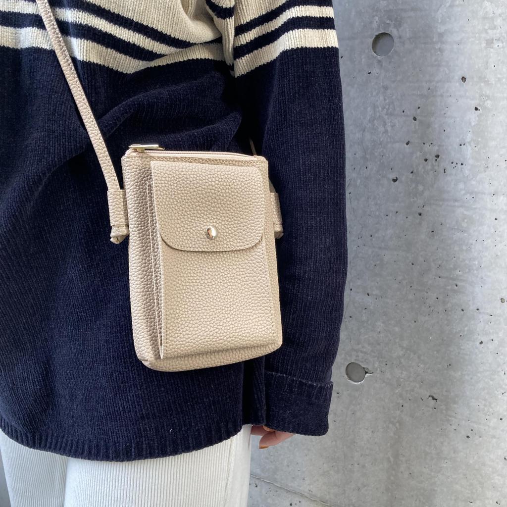 [mauve] Women's Lightweight, Stylish, Compact Smartphone Shoulder Bag with Front Flap Pocket and Zipper, Perfect for Travel and Outings (Camel)