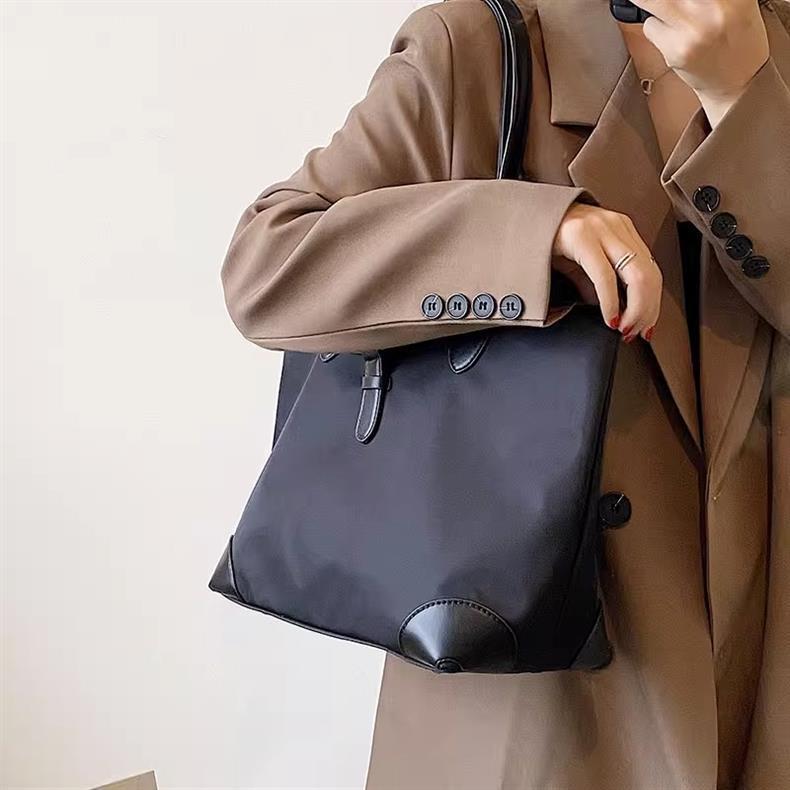 Large Capacity Nylon Tote Bag – Casual Oxford Cloth Shoulder Bag for Women, Ideal for Office and Class Use
