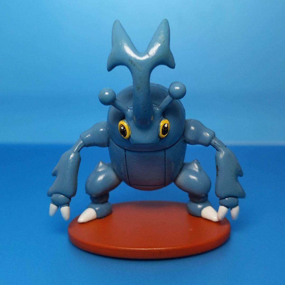 

[USED] Pokemon Moncolle Heracross Figure (First Edition) by TOMY