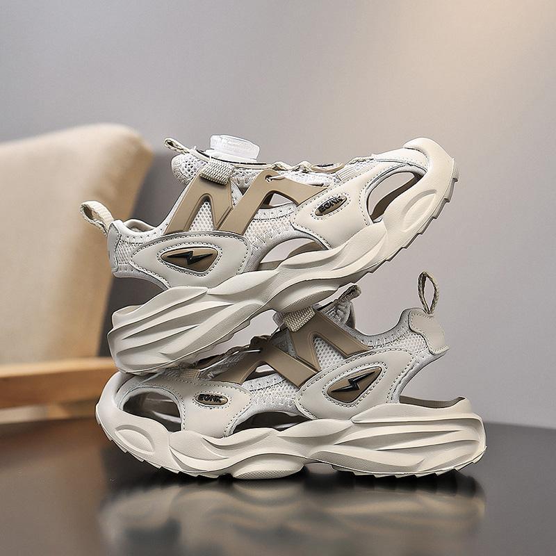 Sandal boys Summer 2025 new soft-soled outdoor sports beach shoes children's shoes flip-flops boys Baotou big kids