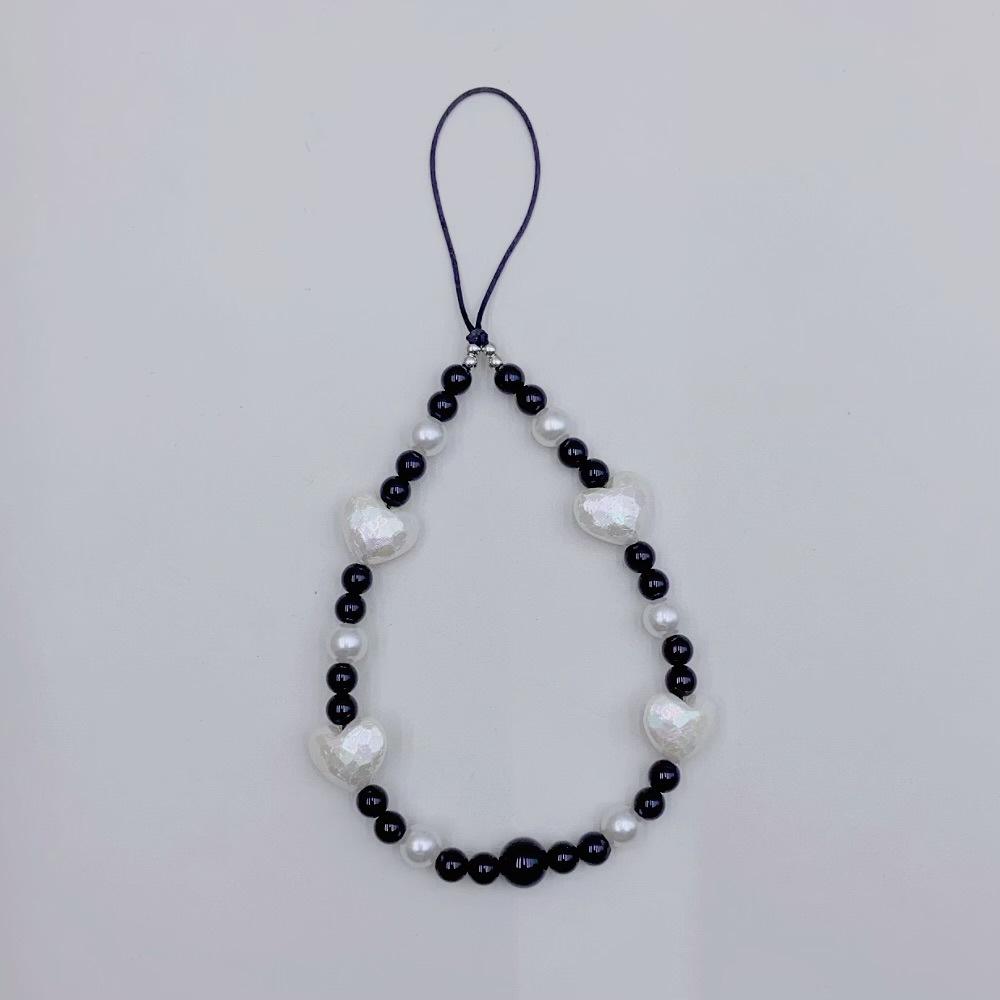 

INS wind love acrylic black bead fashion short anti-lost hand carry pendant mobile phone chain