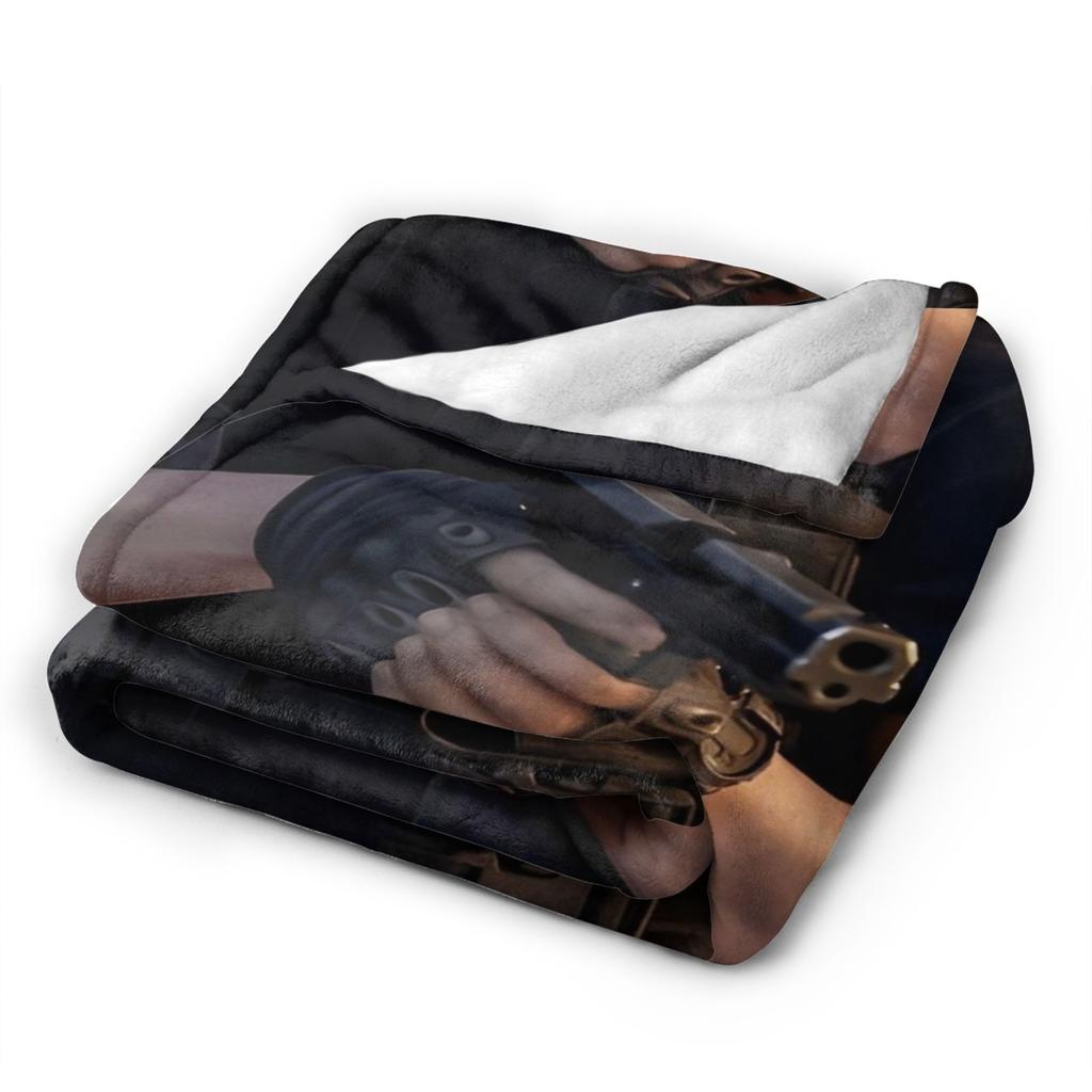 Resident Leon Kennedy Blankets Eviled Horror Game Flannel Awesome Breathable Throw Blanket for Bedding Lounge Autumn/Winter