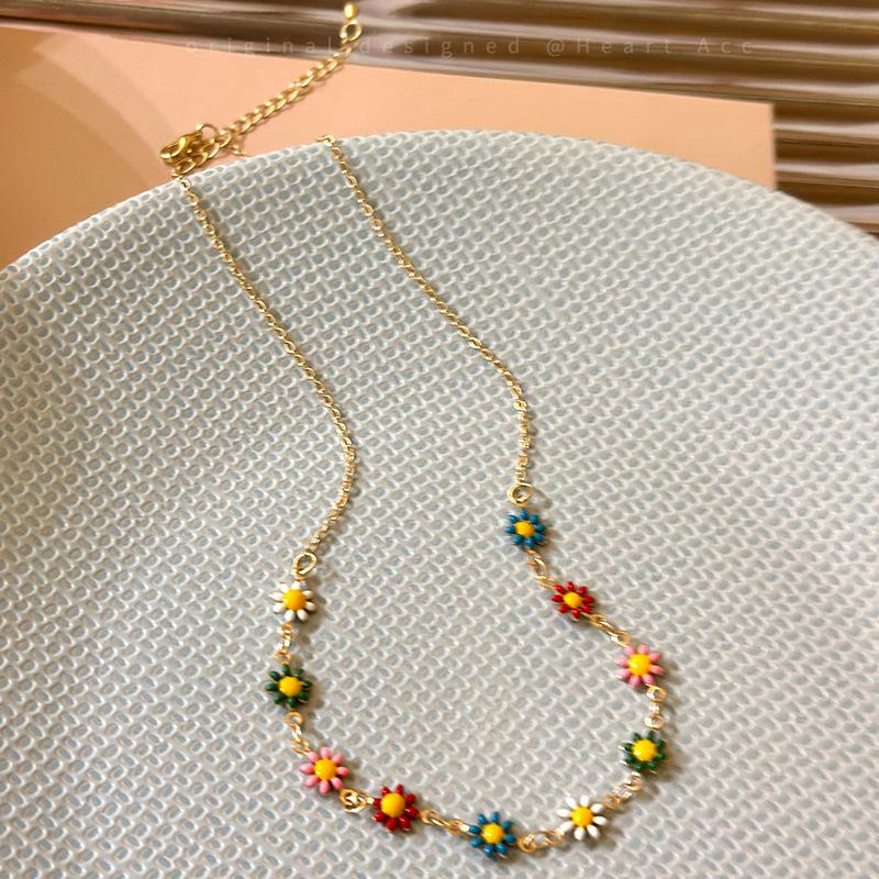 

Летнее ожерелье с цветком-каплей масла, отпускной ветер, сладкий темперамент, цепочка для ключицы, нишевая мода, универсальные украшения для женщин