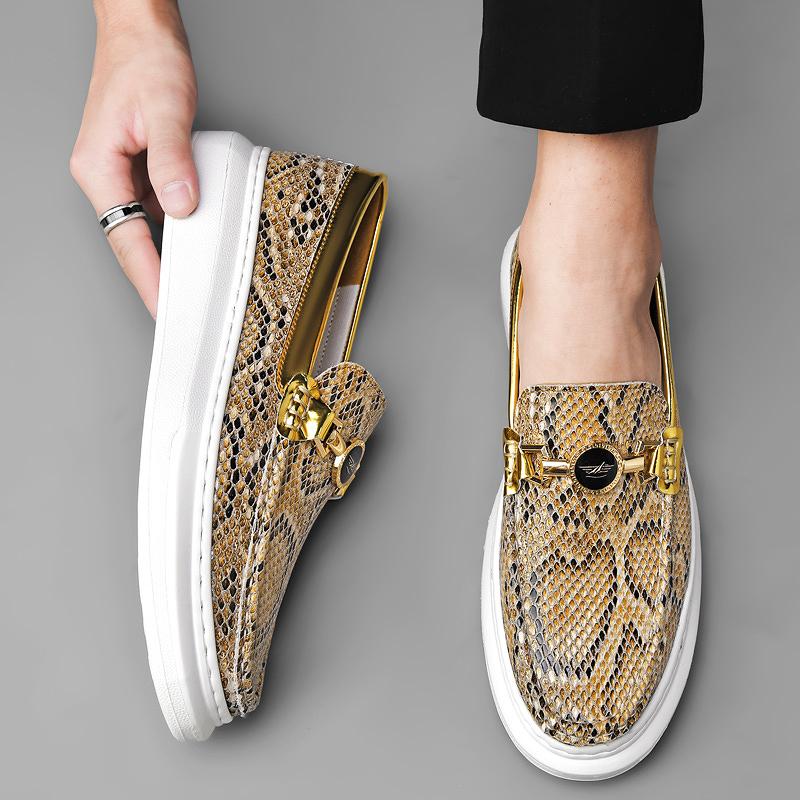 Fashion Casual Leather Men Shoes Leisure Walk Mens Loafers Moccasins Breathable Slip on Male Boat Shoes Personality Man Driving Footwear