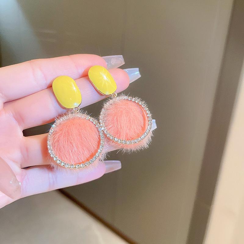 Diamond-set pearl petals fringed earrings stud earrings temperament fashionable and versatile design earrings