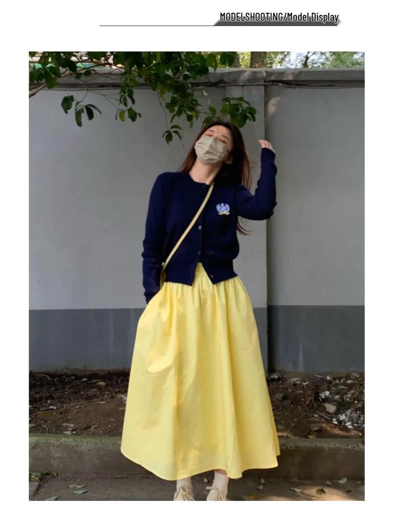 Women's High Waist White Midi Skirt: Slimming A-Line with Pockets for Spring-Summer.