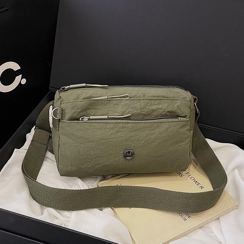 Crossbody bag for ladies - new trendy canvas shoulder bag that is versatile and fashiable lightweight and spacious featuring 20cm ltMax Length lt30cm зелёный 1880₽