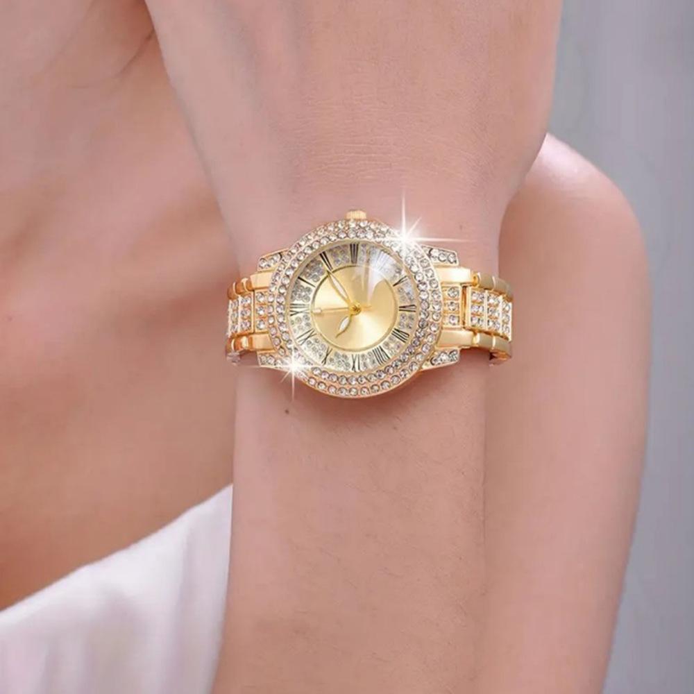 Ladies Fashion Bracelet Watch Diamond Inlaid Watch Cornucopia Roman Quartz Watch Women'S Watch