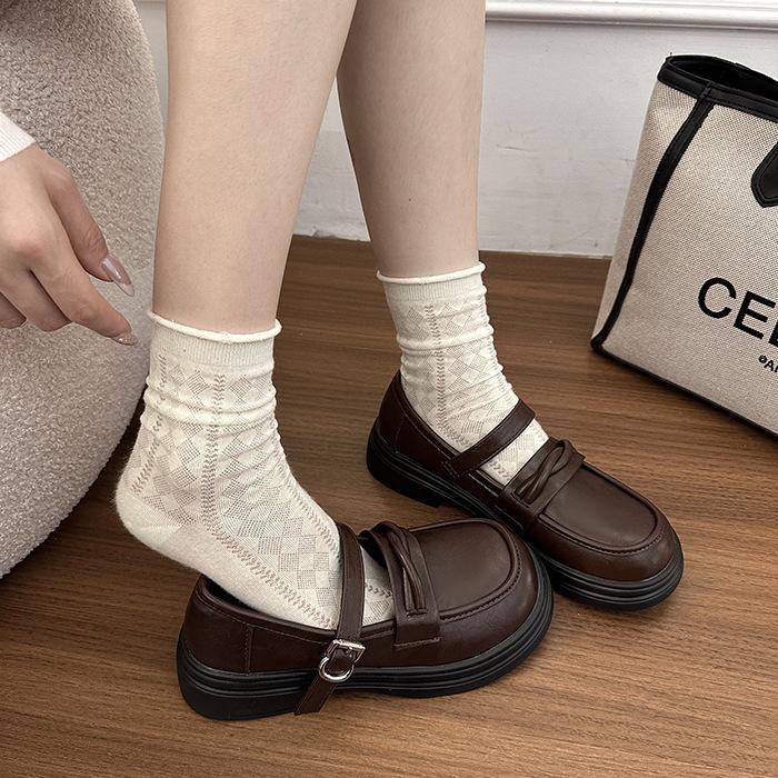 College style Japanese platform small leather shoes women's spring and summer new Mary Jane versatile students shallow mouth outside single shoes