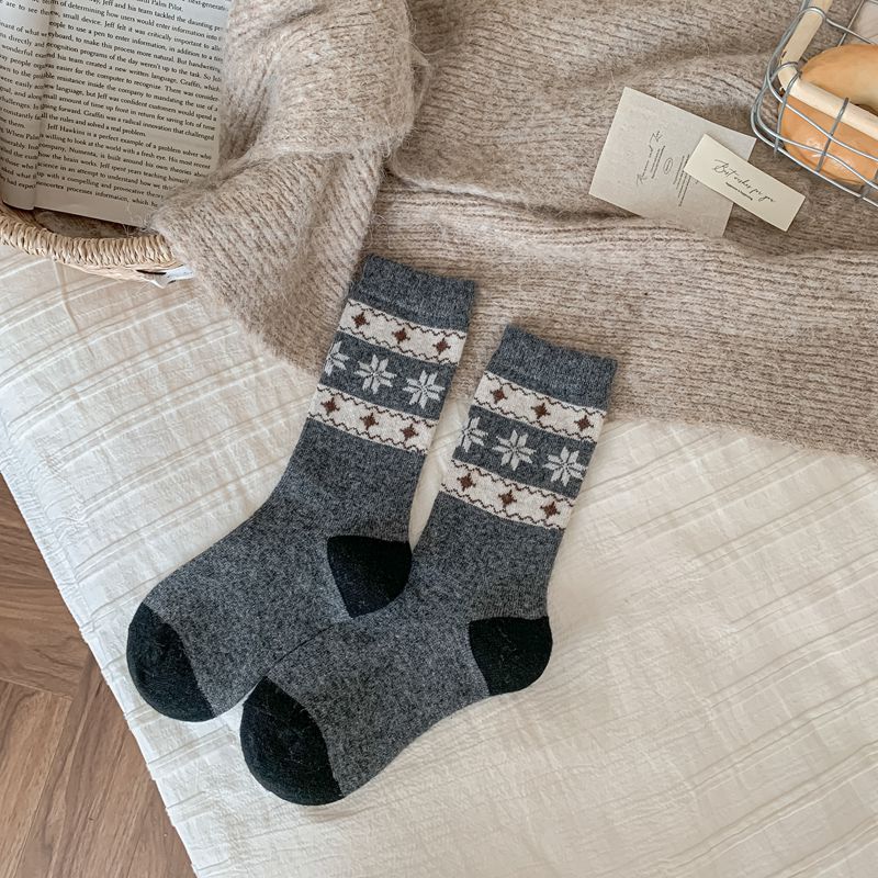 Damen Herbst- und Winter Warme Retro Farbkontrast Wollfrotteesocken