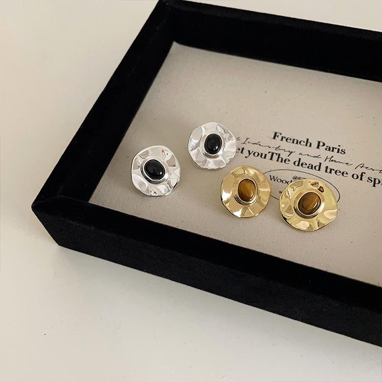 Natural Stone Irregular Metal Stud Earrings for Women: Unique, Versatile, Retro Design.