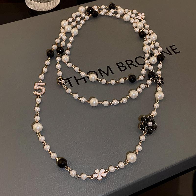

French Digital Flower Round Pearl Long Necklace Elegant Temperament Necklace Sweater Chain