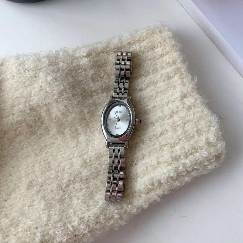Women Quartz Watch Luxury Oval Tonneau Shaped Clock Vintage Roman Numerals Gold Sliver Steel Orologio Reloj Ladies Wristwatch