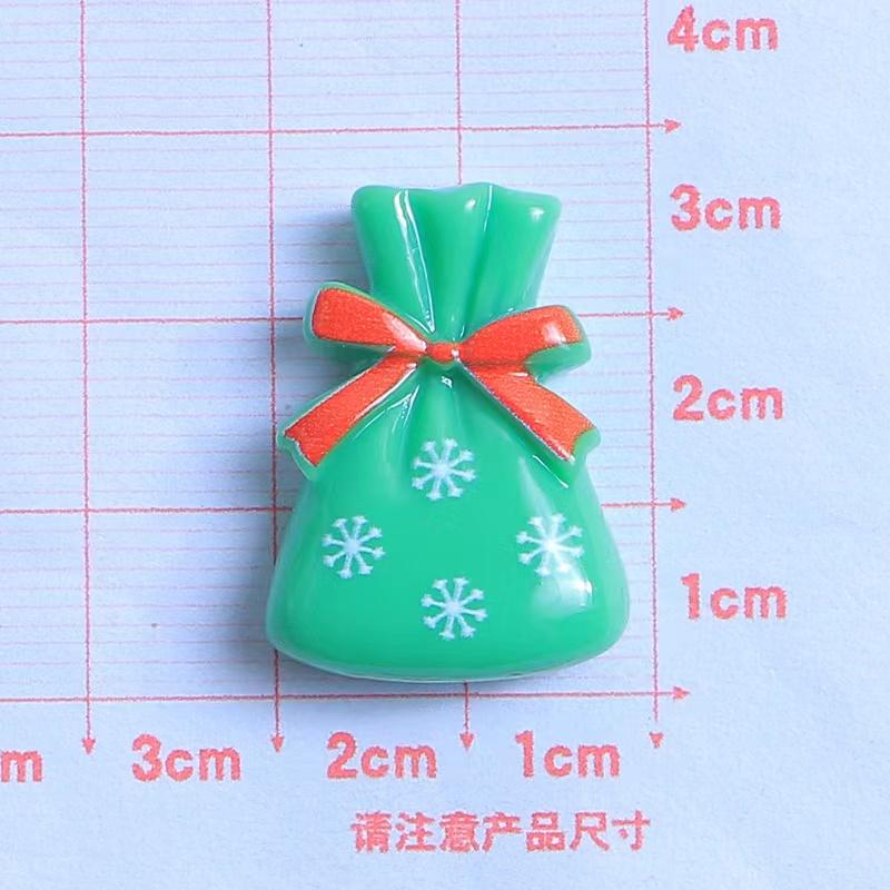 10PCS Resin Kawaii Colorful Gingerbread Man Snowman Bells Trees Flat Back Cartoon Christmas Figurines Scrapbook DIY Decor Crafts